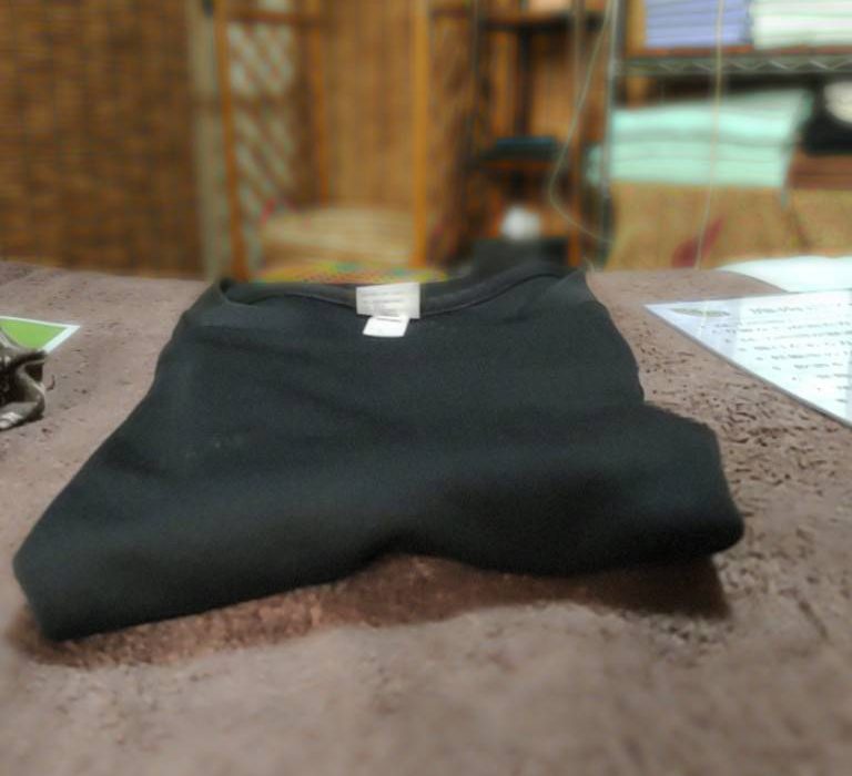 木の葉が舞うような心地よい天気と、肩こりの関係について